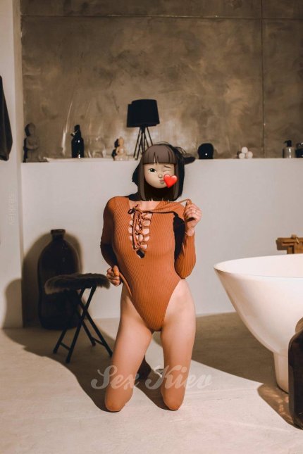 Проститутка Киева Ася, индивидуалка работает у метро Печерская - большое фото