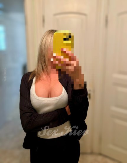 Проститутка Киева Александра , интим услуга 