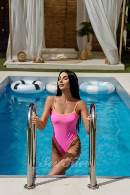 Проститутка Киева Любовь, с 2 размером сисек - большое фото