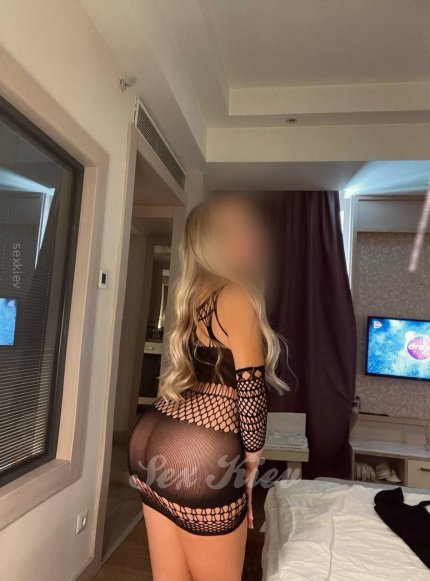 Проститутка Киева Оленька , индивидуалка принимает у метро Лесная - большое фото