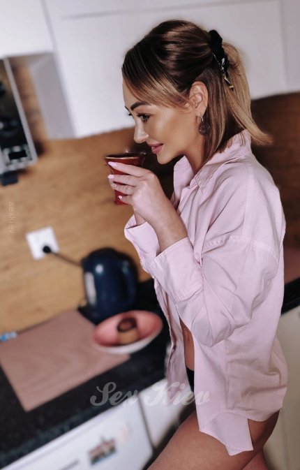 Проститутка Киева Arina , заказать за 3000 грн час - большое фото