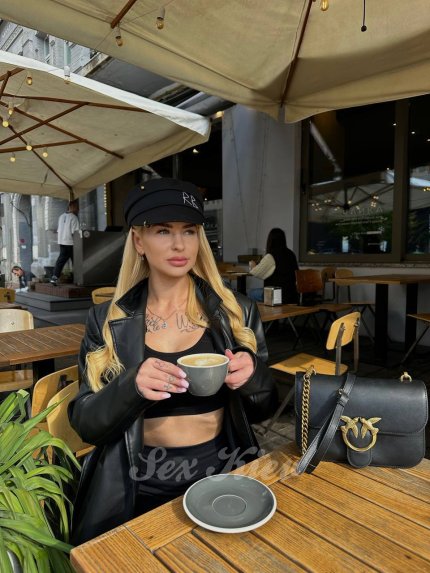 Проститутка Киева Александра , индивидуалка работает у метро Васильковская - большое фото