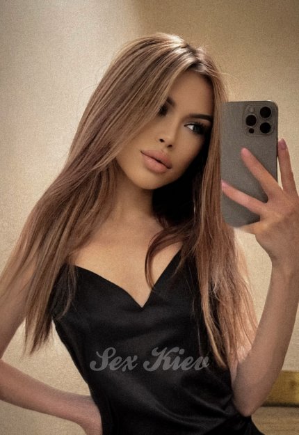 Проститутка Киева ДАША, с 2 размером груди - большое фото