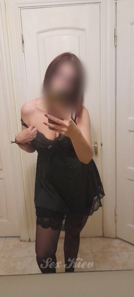 Проститутка Киева Вика, с 2 размером сисек - большое фото