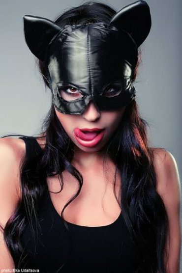 Проститутка Киева Ксюша Кому клубничку, набрать по телефону 0**6676286 - большое фото