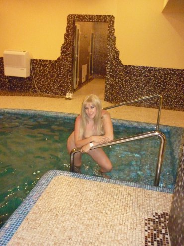 Проститутка Киева ЛЕОНАРДА, с 2 размером груди - большое фото