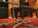 Девушка просит прощения